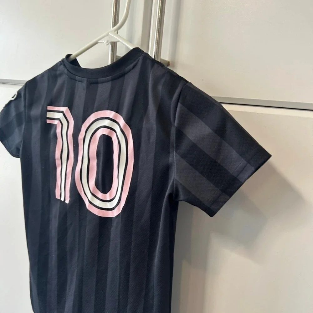 Messi Collection Boys Soccer Jersey Black Pink Stripe Number 10 Size 6